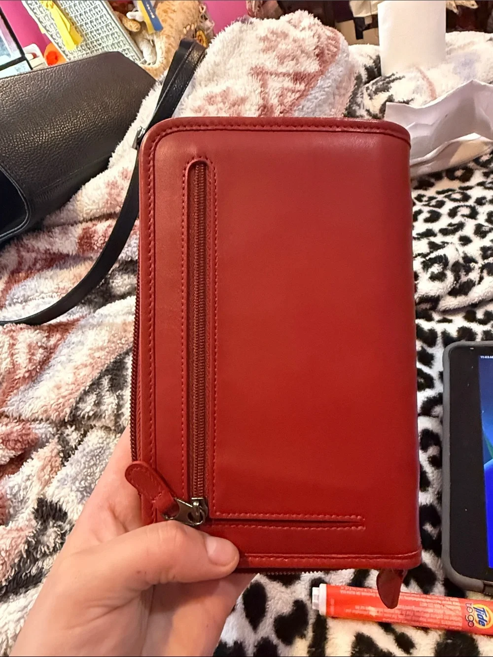 Vintage Coach Red Glove-Tanned Leather Zip Around Travel Wallet Organizer